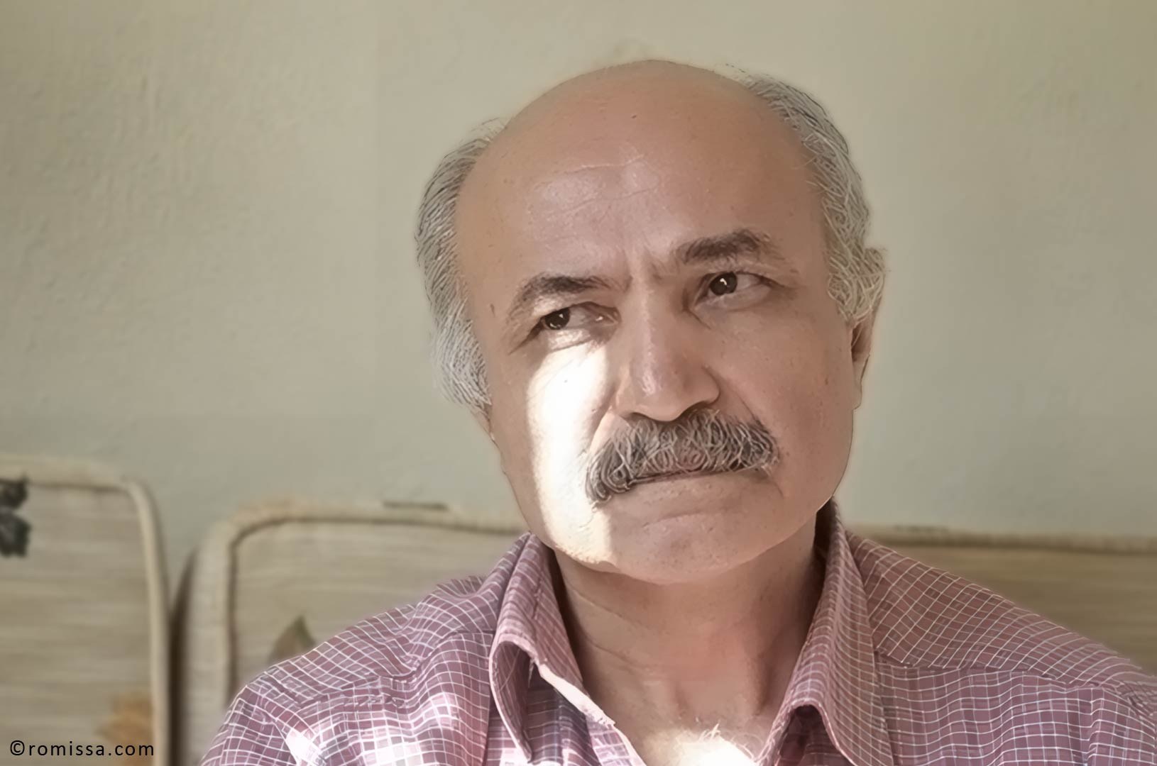 عباس مخبر